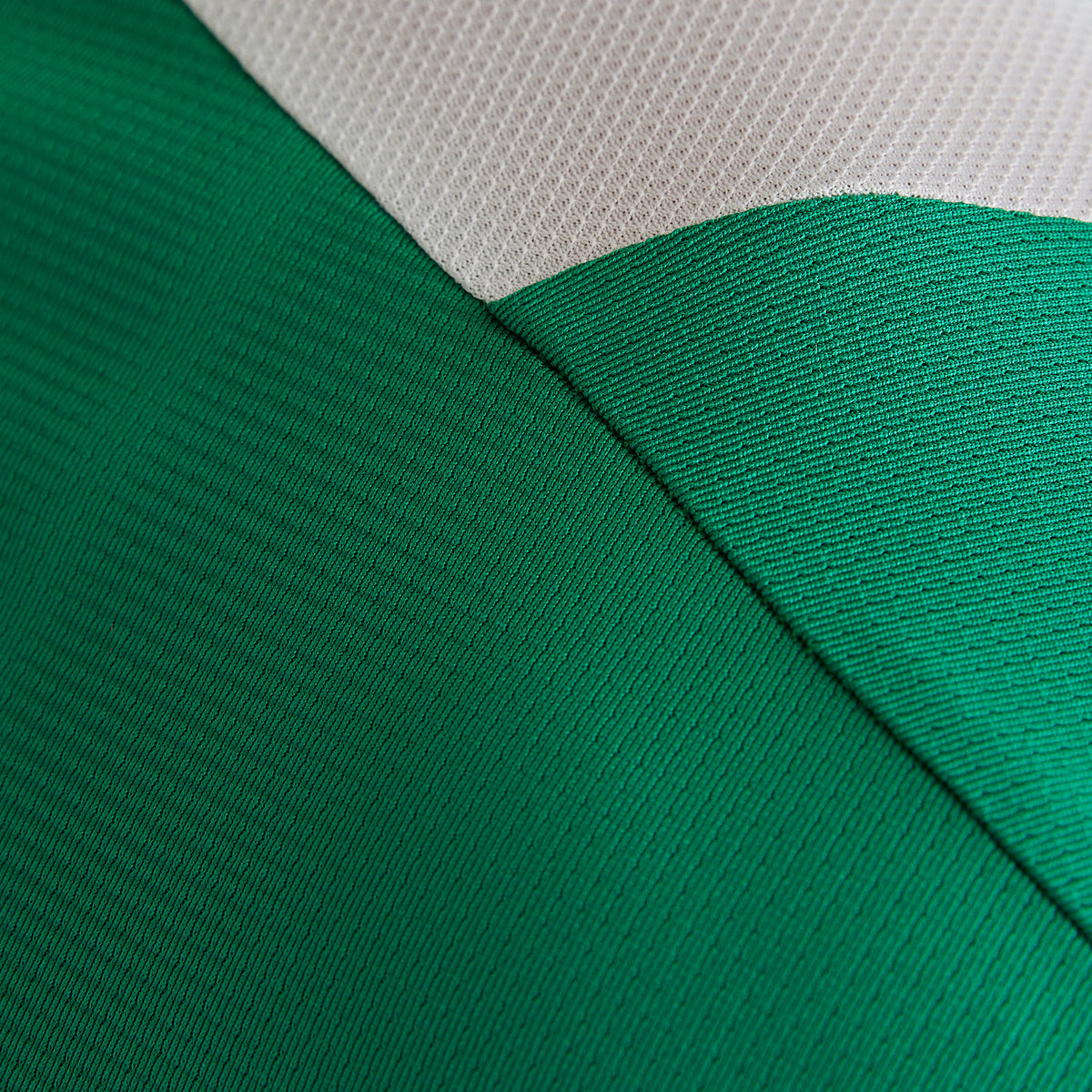 p1609882