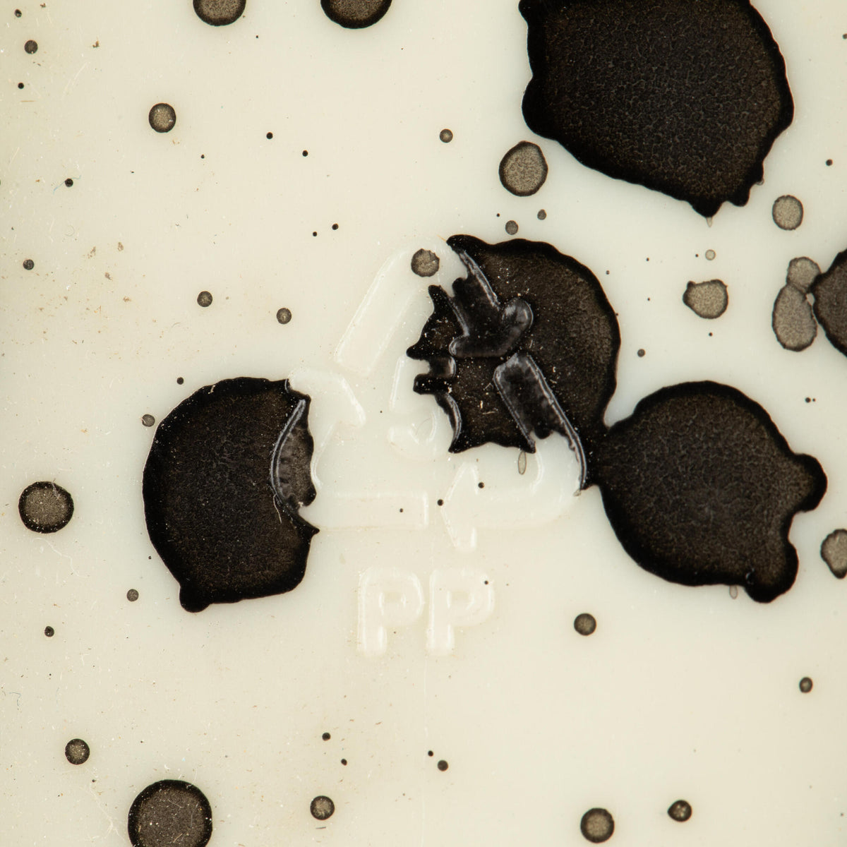 p2073704